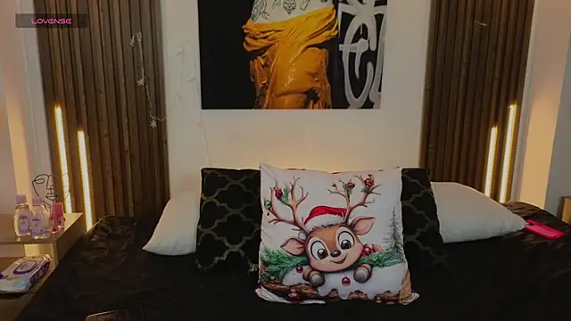 Kitty Bombon online show from 12.03.25