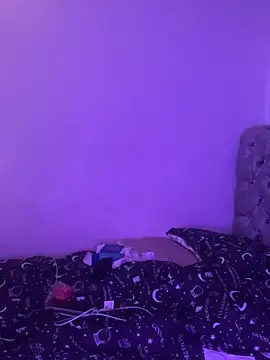 Snapshot of zara_bellexx chatting on 11.08.25 zara bellexx online show from 11.08.25