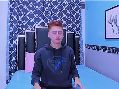 Snapshot of Alex_Millerss chatting on 10.30.25 Alex Millerss online show from 10.30.25