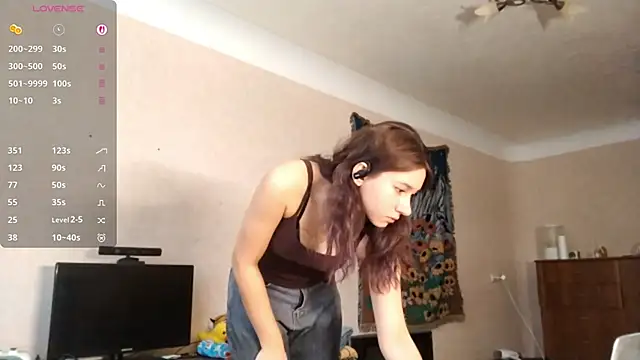 MiaLovelyOne online show from 11.16.25