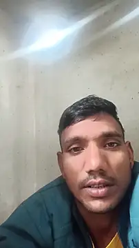 BiggerDickGuy online show from 12.19.25