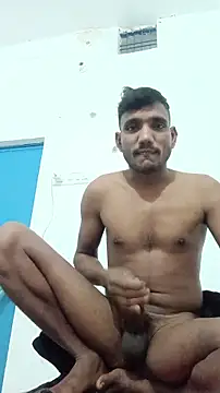 Snapshot of BiggerDickGuy chatting on 01.10.26 BiggerDickGuy online show from 01.10.26