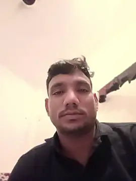 Snapshot of BiggerDickGuy chatting on 03.22.26 BiggerDickGuy online show from 03.22.26