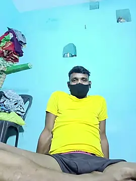 Snapshot of BiggerDickGuy chatting on 04.01.26 BiggerDickGuy online show from 04.01.26