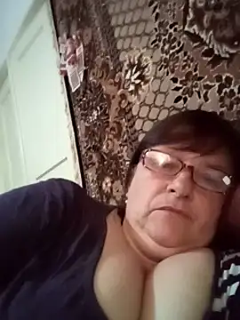 Snapshot of MilaCold5443 chatting on 05.16.26 MilaCold5443 online show from 05.16.26
