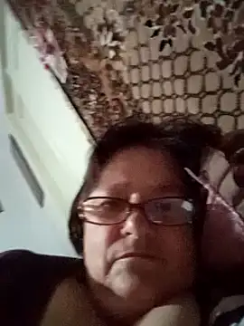 Snapshot of MilaCold5443 chatting on 05.17.26 MilaCold5443 online show from 05.17.26