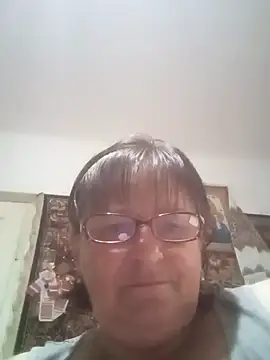 Snapshot of MilaCold5443 chatting on 05.21.26 MilaCold5443 online show from 05.21.26