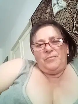 Snapshot of MilaCold5443 chatting on 05.22.26 MilaCold5443 online show from 05.22.26