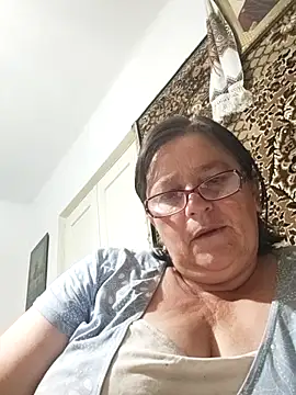 Snapshot of MilaCold5443 chatting on 06.04.26 MilaCold5443 online show from 06.04.26