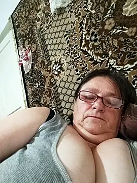 Snapshot of MilaCold5443 chatting on 06.13.26 MilaCold5443 online show from 06.13.26