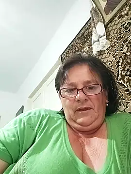 Snapshot of MilaCold5443 chatting on 06.17.26 MilaCold5443 online show from 06.17.26