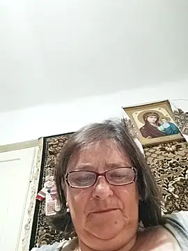 Snapshot of MilaCold5443 chatting on 06.20.26 MilaCold5443 online show from 06.20.26