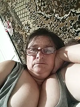 Snapshot of MilaCold5443 chatting on 06.20.26 MilaCold5443 online show from 06.20.26