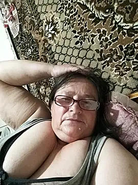 Snapshot of MilaCold5443 chatting on 06.23.26 MilaCold5443 online show from 06.23.26