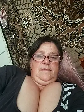Snapshot of MilaCold5443 chatting on 06.24.26 MilaCold5443 online show from 06.24.26