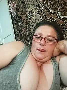 Snapshot of MilaCold5443 chatting on 06.29.26 MilaCold5443 online show from 06.29.26