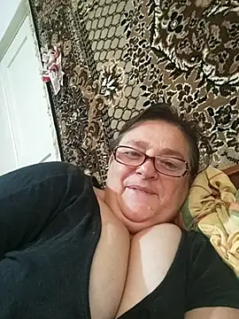 Snapshot of MilaCold5443 chatting on 07.15.26 MilaCold5443 online show from 07.15.26