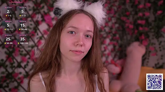 Petite Polly online show from 11.23.25