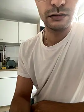 Snapshot of Arabianrainbow chatting on 10.11.25 Arabianrainbow online show from 10.11.25