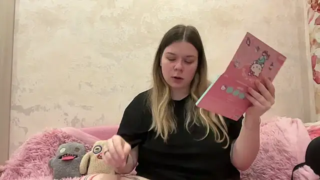 Crave Elise online show from 11.17.25