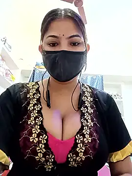 Snapshot of Hot_radhaji chatting on 05.08.26 Hot radhaji online show from 05.08.26