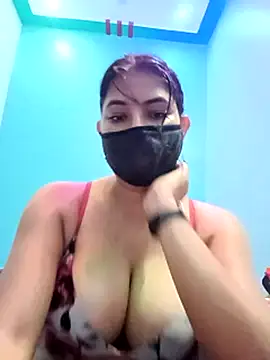 Snapshot of Hot_radhaji chatting on 07.07.26 Hot radhaji online show from 07.07.26