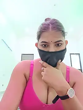 Snapshot of Hot_radhaji chatting on 07.27.26 Hot radhaji online show from 07.27.26