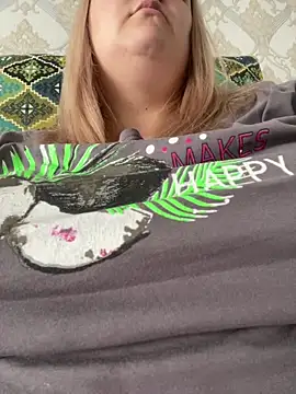 Snapshot of Vita6777 chatting on 11.06.25 Vita6777 online show from 11.06.25