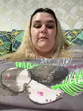 Snapshot of Vita6777 chatting on 12.16.25 Vita6777 online show from 12.16.25