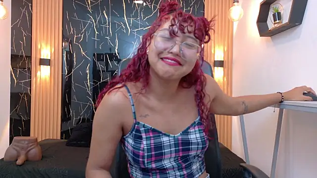 Snapshot of SamanthaFox_8 chatting on 07.08.26 SamanthaFox 8 online show from 07.08.26