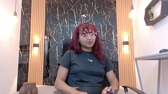Snapshot of SamanthaFox_8 chatting on 07.16.26 SamanthaFox 8 online show from 07.16.26