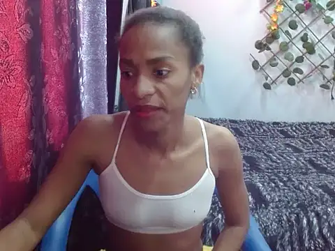 Snapshot of Melani_ebony chatting on 11.13.25 Melani ebony online show from 11.13.25