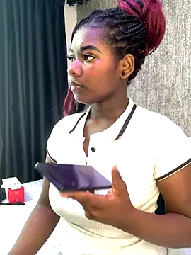 KarinaFlowers  online show from 12.19.25