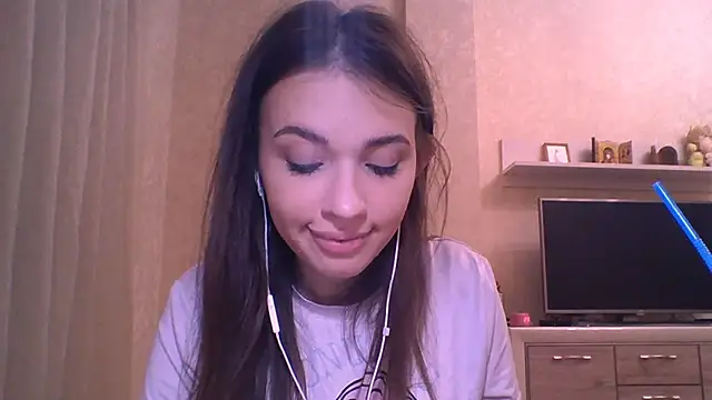 CeyaLier online show from 11.27.25