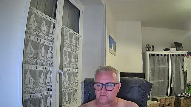 Snapshot of macdut67 chatting on 07.19.26 macdut67 online show from 07.19.26