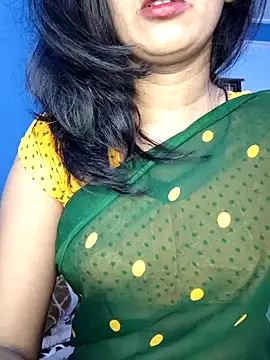 Snapshot of Janu-hasena chatting on 02.11.26 Janu-hasena online show from 02.11.26