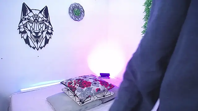 Emo Boy  online show from 11.30.25