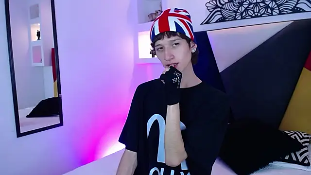 Emo Boy  online show from 02.05.26