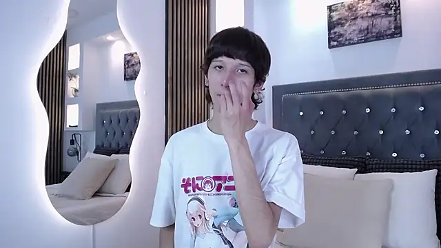 Emo Boy  online show from 03.11.26