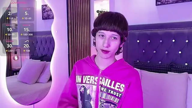 Emo Boy  online show from 04.26.26