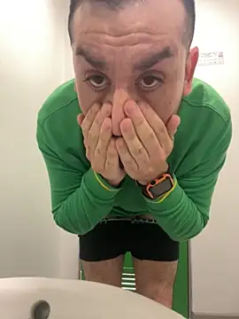 Snapshot of Nasho172737 chatting on 12.04.25 Nasho172737 online show from 12.04.25