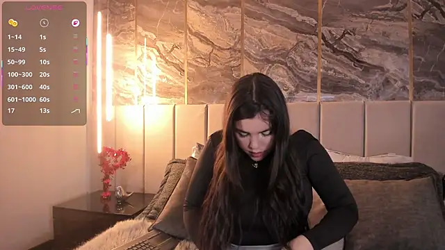 Snapshot of Isabella_LaRue chatting on 10.11.25 Isabella LaRue online show from 10.11.25