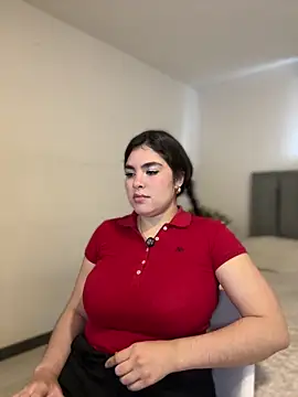 Isabella LaRue online show from 04.24.26