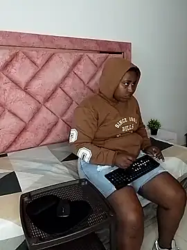 NaomiGrace  online show from 11.24.25