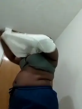 NaomiGrace  online show from 12.04.25