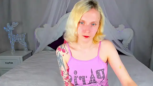 LikiLips online show from 04.21.26