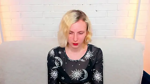 LikiLips online show from 05.07.26