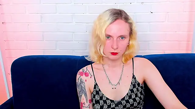 LikiLips online show from 05.28.26