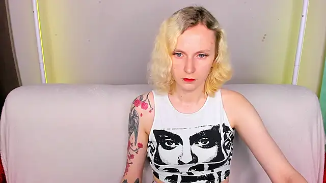 LikiLips online show from 06.14.26