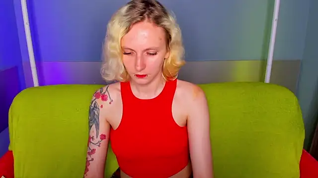 LikiLips online show from 06.17.26